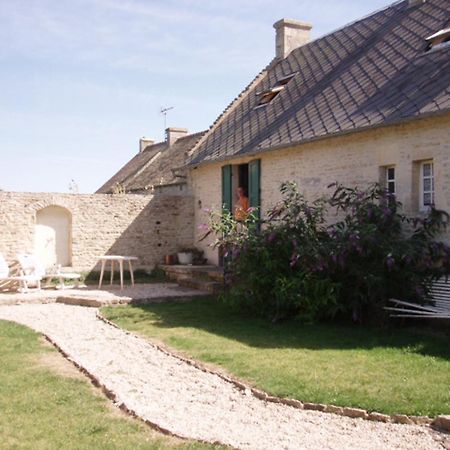 Chambres et Tables d'hôtes à l'Auberge Touristique Meuvaines Exterior foto