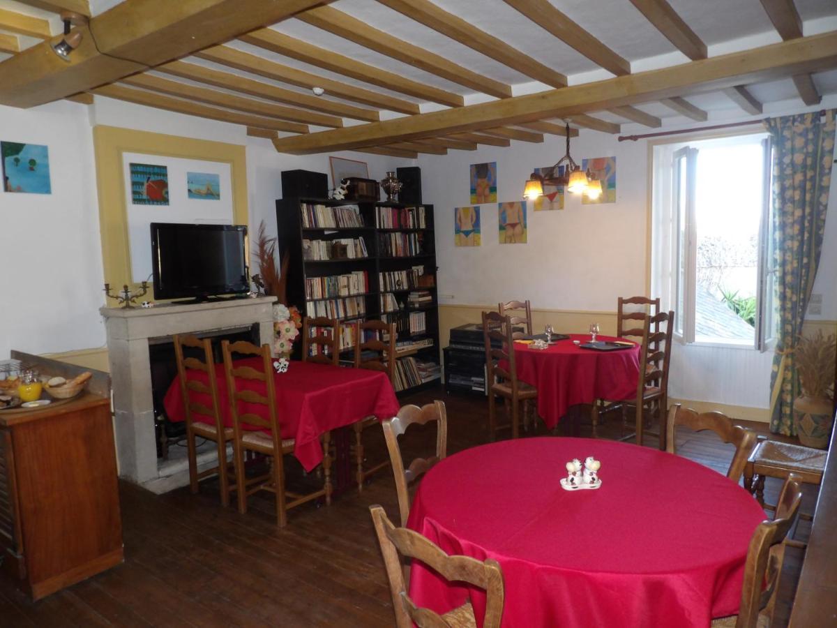 Chambres et Tables d'hôtes à l'Auberge Touristique Meuvaines Exterior foto