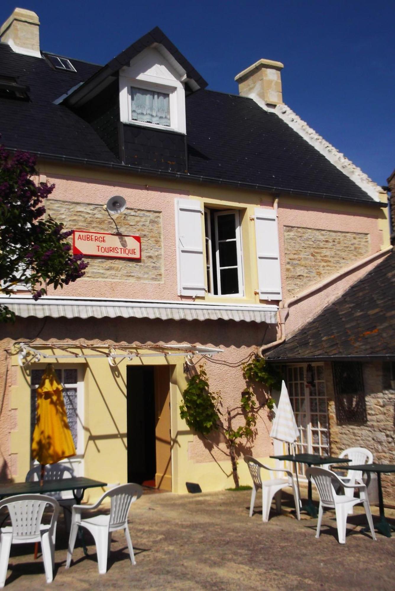 Chambres et Tables d'hôtes à l'Auberge Touristique Meuvaines Exterior foto