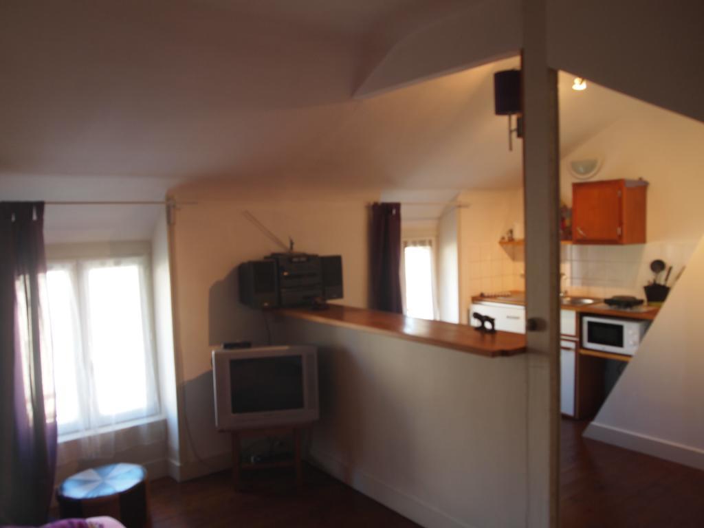 Chambres et Tables d'hôtes à l'Auberge Touristique Meuvaines Exterior foto