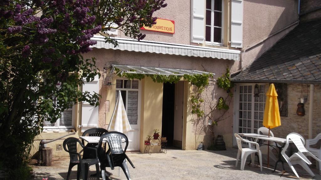 Chambres et Tables d'hôtes à l'Auberge Touristique Meuvaines Quarto foto