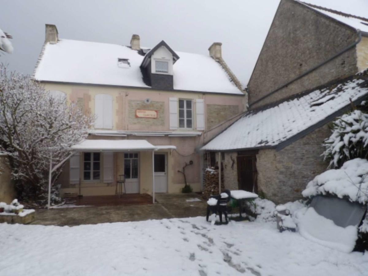 Chambres et Tables d'hôtes à l'Auberge Touristique Meuvaines Exterior foto